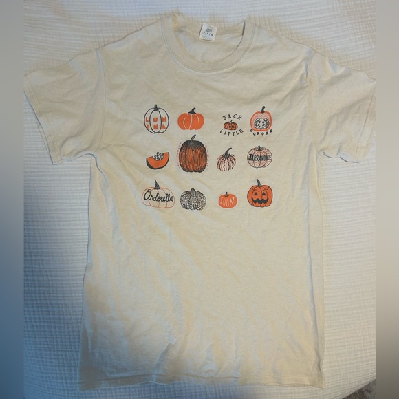 Halloween Pumpkin Graphic T-Shirt - Picture 1 of 3